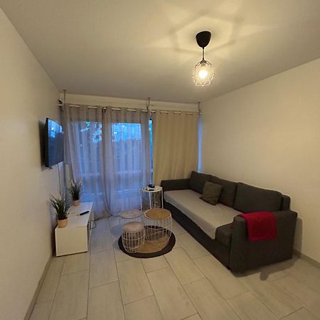 Appartement Ping-Pong Proche Gare Gagny Екстериор снимка