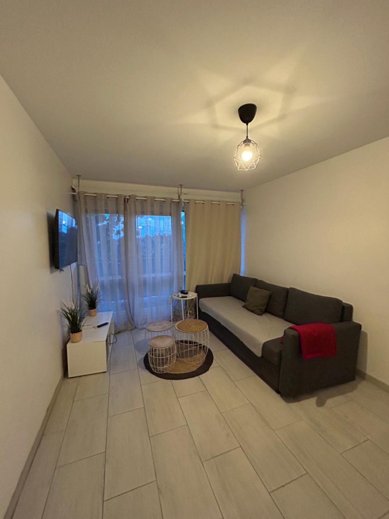 Appartement Ping-Pong Proche Gare Gagny Екстериор снимка